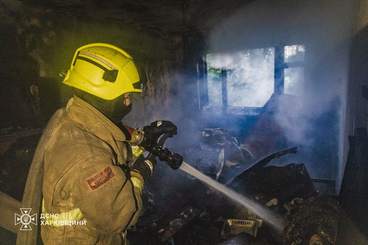 Russia Strikes Kharkiv Postal Terminal, Kills 1