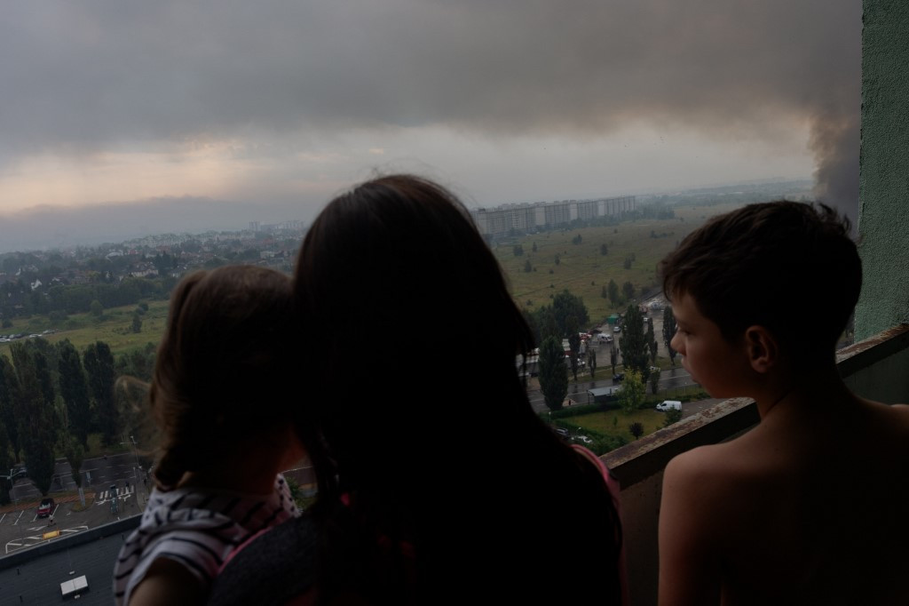 Kyiv Region Strike Kills Three Including Child in Overnight Russian Attack
