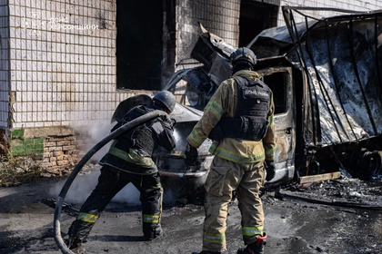 Russian Drones Strike Sumy Train and Kherson Civilians