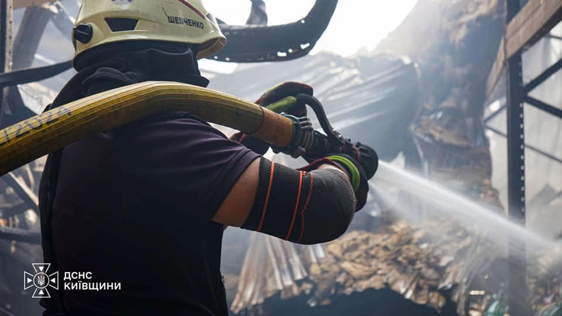 Fire fighter in Kyiv