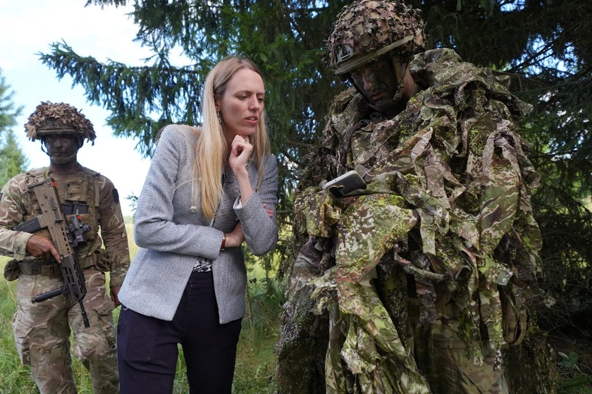 UK Defense Bosses Warned of Russian Spy Threats Amid Escalation