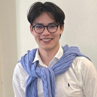 Kevin Son Zisting